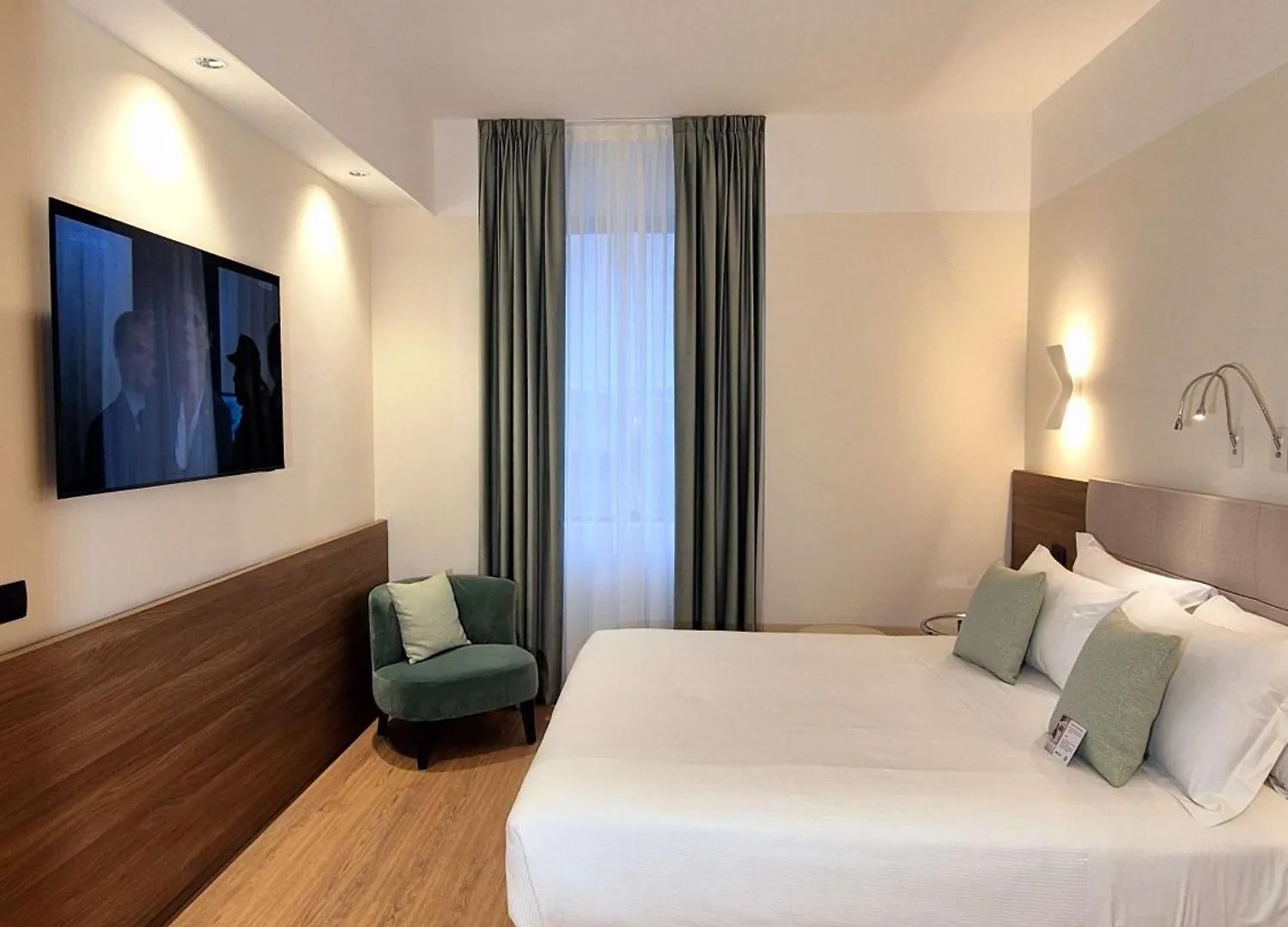 Best Western Hotel City Milan 4*,  Italy