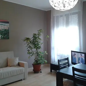 Appartement Certosa 3 Bedrooms, Milan