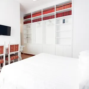 Apartment Duomo Charme