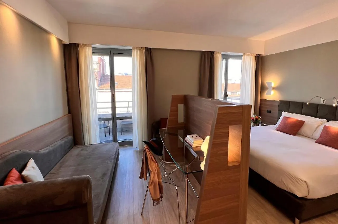 Best Western Hotel City Milán 4*,  Italia